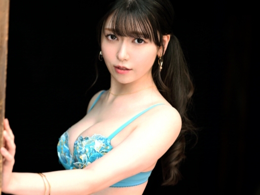 【淫乱カフェ店員】「もっと激しくして…♡」愛らしい顔して性欲モンスター！男を誘惑する！清楚な顔して何度も絶頂！