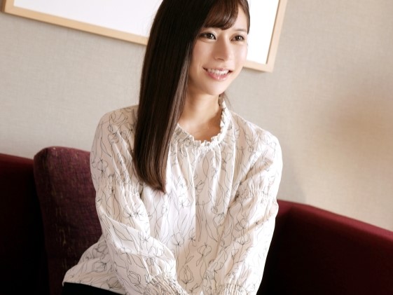 【美人のお姉さんが乱れる】「ダメ…敏感なの♡」めちゃくちゃ綺麗なお姉さんが股を開いて大胆に！指で刺激されて感じまくる敏感マンコに興奮必至！