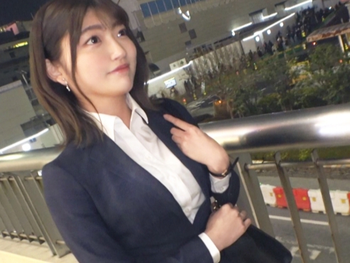 【素人】『ご主人様のちんぽで滅茶苦茶にされたい…』M体質の美人OLがフェラでご奉仕して後背位で突かれる♡