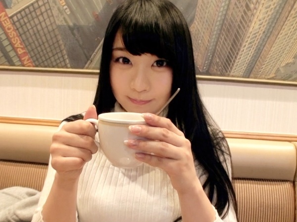 【性欲旺盛な巨乳アニメ声娘】『もっと奥まで…』可愛い顔してエッチ大好きな娘がAVデビュー！ピストンするたびに萌え声で喘ぎまくり、顔射された後もお掃除フェラでご奉仕♡ 気持ち良すぎるセックスに夢中！