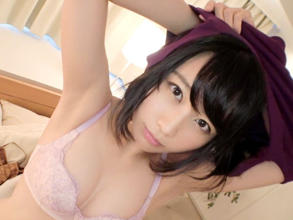 ＜素人＞黒髪ショートで程よい肉感の美乳な美少女♫初心系マンコの膣奥責められ快楽覚醒♡生ハメ鬼突き絶叫アクメで逝き乱れ♪