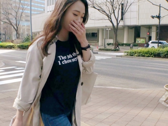 ＜素人＞程よい肉感で色白巨乳のお姉さん♫手マンて電マで大洪水の敏感体質♡生ハメ鬼突き絶叫アクメでマジ逝き昇天♪