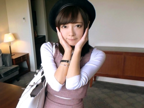 【敏感美少女の悶絶プレイ】『感じすぎちゃう…』スレンダーで可愛い美少女が乳首責め＆おマンコ刺激でトロトロに！ 敏感ボディがエッチな快感に溺れる！♡