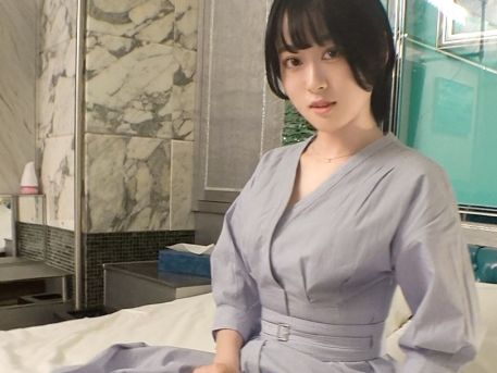 【ほぼ処女スレンダー美女】『二本目なんて…』未開発ボディが男優のデカチンでエロ開花！！初々しい反応がたまらない初撮りセックス♥