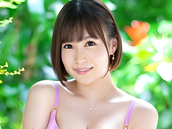 【牛柄ビキニで乱交】『気持ち良すぎる…♡』2本のチンポを巧みに扱い、騎乗位で激しく腰を振る!絶頂迎えながらぶっかけられる姿がエロすぎる!!