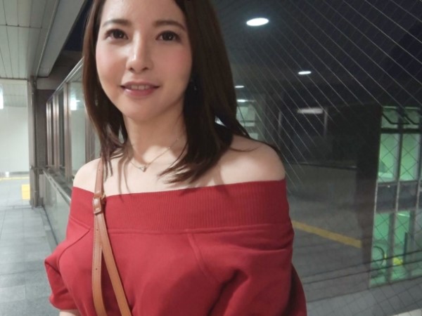 【三十路巨乳妻の危険な火遊び】『旦那じゃ物足りないの…』艶やかな人妻が、他人チンポで本能むき出し！ぱっくり開いたオマンコで、イケナイ快楽に溺れる！♡