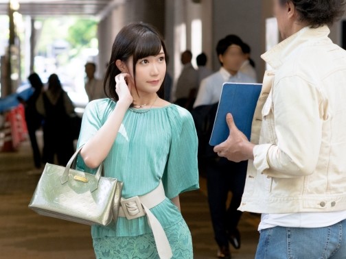 【セレブ妻の裏顔】清楚系人妻がチンポを見た瞬間、本能むき出しでイキ乱れ！上品な顔してエッチな奥様、最後は濃厚フィニッシュで乱れまくり♡