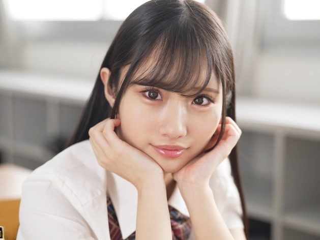 【主観性春】『ダメ…誰か来ちゃうよ…』幼馴染の制服美少女と学校で禁断の主観セックス！教室で、階段で、誰かに見つかるかも…ドキドキの背徳プレイ♡