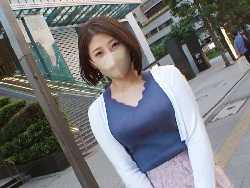 【ナンパ成功！】『こんなに濡れちゃうなんて…』清楚系お姉さんがエッチな本性暴露！びしょ濡れマ●コを激しく責められ、イキまくりで大洪水♡