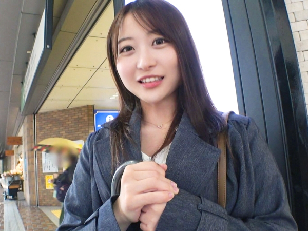 【初撮り】清楚系素人娘、性欲爆発でAVデビュー！我慢できず男優のデカチンに夢中♥淫乱モード全開で喘ぎまくり、イキまくる！清楚な顔してエロすぎる♡