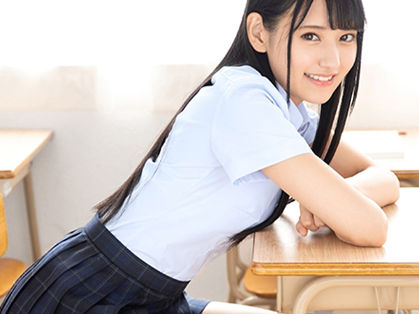 【黒髪美少女JK】教室で制服姿のロリっ娘をエロい目で見てたら…敏感オッパイをモミモミ！硬くなったチンポをフェラさせて生ハメ！最後は顔面にザーメンぶっかけちゃった♡