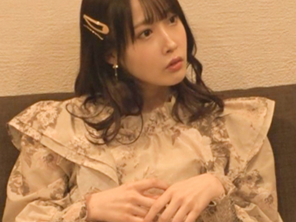 【幼馴染の成長記録】隠しカメラで盗撮！スレンダー美女に成長した幼馴染を誘惑♡フェラから生挿入まで…禁断のセックスをこっそり撮影！！