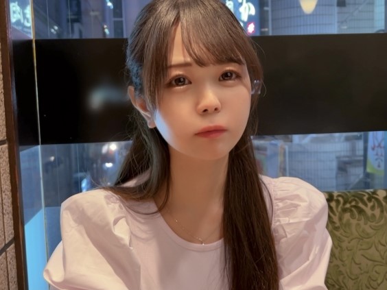 【人妻の危険な遊び】『バレたら離婚よ…』30代美熟女がTバックで誘惑！子持ち人妻が禁断の浮気セックスに溺れる！美尻を揺らして乱れる姿は必見♡