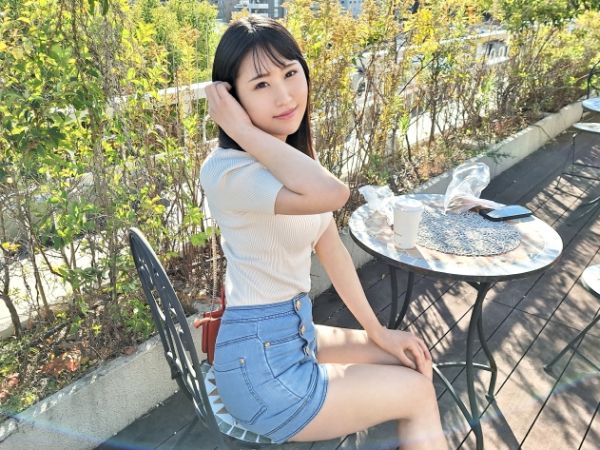 【パン屋さんの裏の顔】『奥まで突いて…』清楚なパン屋さんが性欲爆発！プリケツ揺らして亀頭をチュパチュパ、奥までピストンで痙攣イキまくり！♥