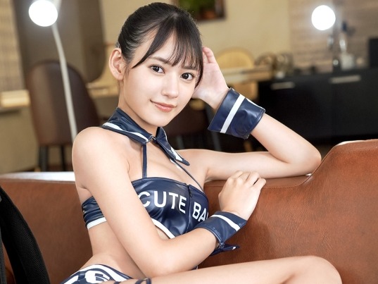 【美人秘書のオフィス淫乱プレイ】『ダメ…ここでは…』超絶美女の社長秘書が、仕事中に立ちバックや騎乗位で激しく突かれまくり！デスクで腰を振りまくって感じまくり、最後は顔にザーメンぶっかけられちゃう♡