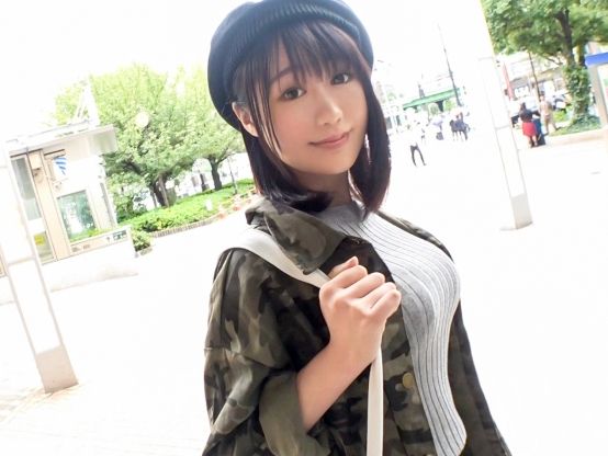 【巨乳JDナンパ】ヘソ出しコーデのイケイケ女子大生！手マンで大噴射♡柔らかおっぱいでパイズリご奉仕！スタイル抜群のJDがエロすぎる！