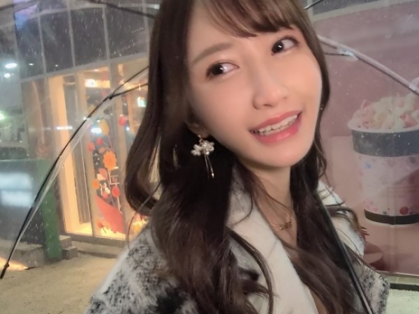 【元同級生の逆NTR計画】『彼氏いるけど…』ピンク乳首の美巨乳女子が彼女持ち男を誘惑！パイズリで勃起させたチンポにグラインド騎乗位♥ 彼氏より気持ちいい横取りセックスでメロメロ！