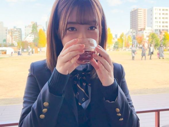 【汗だくJKの危険な誘惑】「部活終わりで…そのまま…」シャワーも浴びずにホテル直行！手錠で拘束されたピチピチ10代まんこがキツキツすぎてちんぽ離さない！部活の汗とエッチな汁が混ざり合う激アツSEX！♡