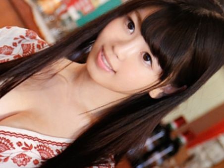 【噂の看板娘とヤっちゃった】お店で人気の可愛い娘を口説いてセックス！ここまで来たらもう後戻りできない！まんこにチンポずぼずぼ挿入しちゃうぞ！ｗ