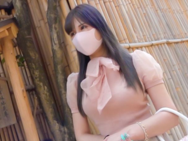 【Gカップお嬢様の無防備な誘惑】マスク美女の清楚系彼女がまさかのエロボディ！無防備な巨乳とマ●コにチ●ポをぶち込み、激ピストンでイカせまくる！！