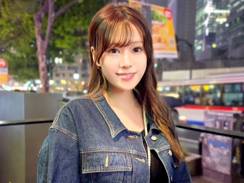 【素人】『デカ尻叩いて濡れるマゾ体質な美容部員♡』フェラ＆パイズリからの騎乗位で濃厚ザーメンがドピュッ♡