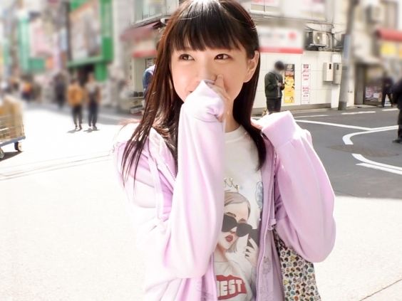 【アニメオタク美少女の初体験】『お金欲しさに…』アイドル級ルックスの素人娘がAV出演！華奢なカラダを震わせながら、初めてのセックスに感じまくり！アニメグッズのためなら何でもしちゃう？♡