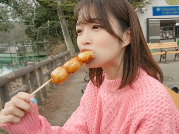 【ちっぱいJDの危険なバイト】ロリ体型女子大生、おじさんと禁断のセックス！キツキツマ●コにデカチンがズボズボ！腰振りまくりの激ピストンで感じまくる！