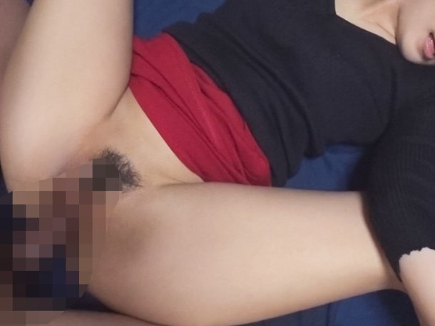 【ポールダンサー娘の初撮りセックス】開脚スタイルで激ピストン!『イっちゃう♥』と本気のアクメ顔披露!セクシーな素人娘が乱れる!