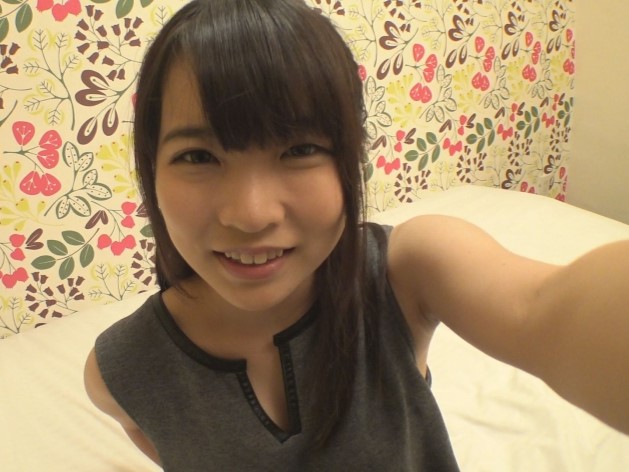 【ウブな素人娘の秘密】『誰にも見せられない…』恥ずかしがり屋な素人女子がカメラの前で大胆にオナニー！顔を真っ赤にしながらマンコを激しく弄りまくる、超貴重な自慰動画★