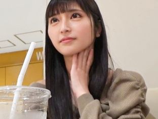 【キャバ嬢AVデビュー】長身でアイドル級に可愛い23歳が初体験で大胆プレイ！久々のチンポに夢中になり、腰を振りまくって快楽に溺れる♥