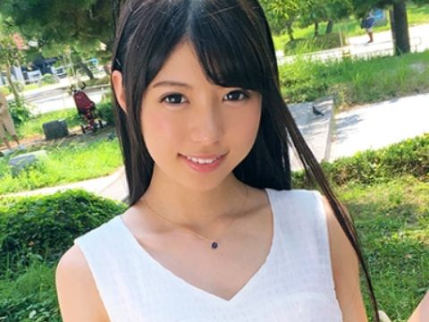 【女子大生】音出しフェラが変態過ぎっ！たっぷり咥えてイクイク絶叫しながらの本気セックスも最高です！！