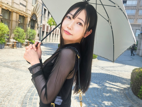 【黒髪巨乳美女のストレス解消法】『気持ちいい…もっと…』素人美女がエッチでストレス発散！たっぷりフェラでチンポを味わい、正常位で生挿入され悶絶！巨乳が揺れる濃厚プレイに夢中！♡